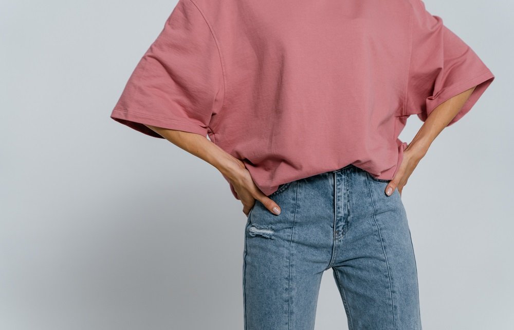 18 выкроек для любителей шить женскую одежду из джинсы